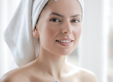 Protegiendo tu Piel de la Luz Azul con Christina Cosmetics