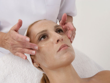 La Guía Profesional para Corregir la Hiperpigmentación