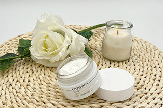 Los mejores consejos para cuidar tu piel durante la menopausia