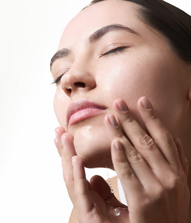 Firm Blue Daisy Cleanser